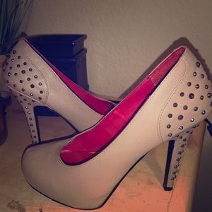 Madeline girl Studded Tan leather heels